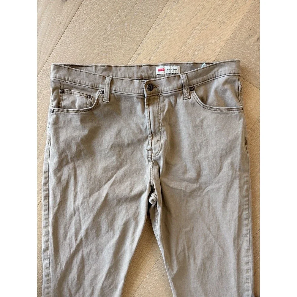 Wrangler Straight Fit Khaki Jeans Pants Mens Size 38 x 30